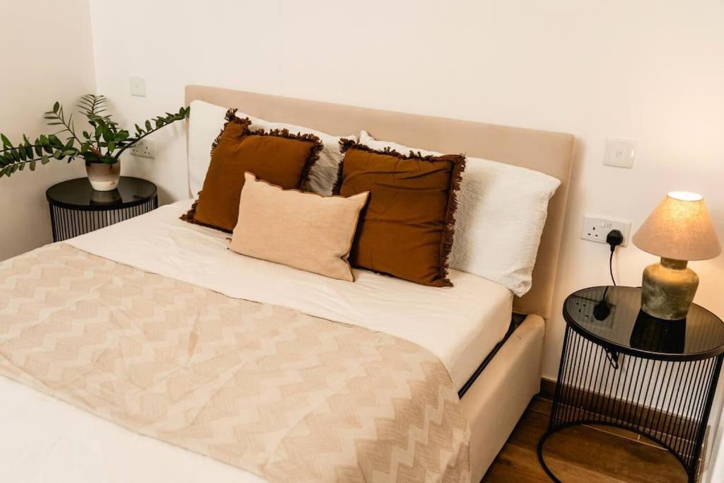 음시다 Luxurious & Stylish Penthouse With Private Pool 아파트 외부 사진