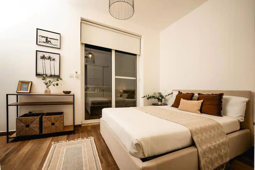 음시다 Luxurious & Stylish Penthouse With Private Pool 아파트 외부 사진