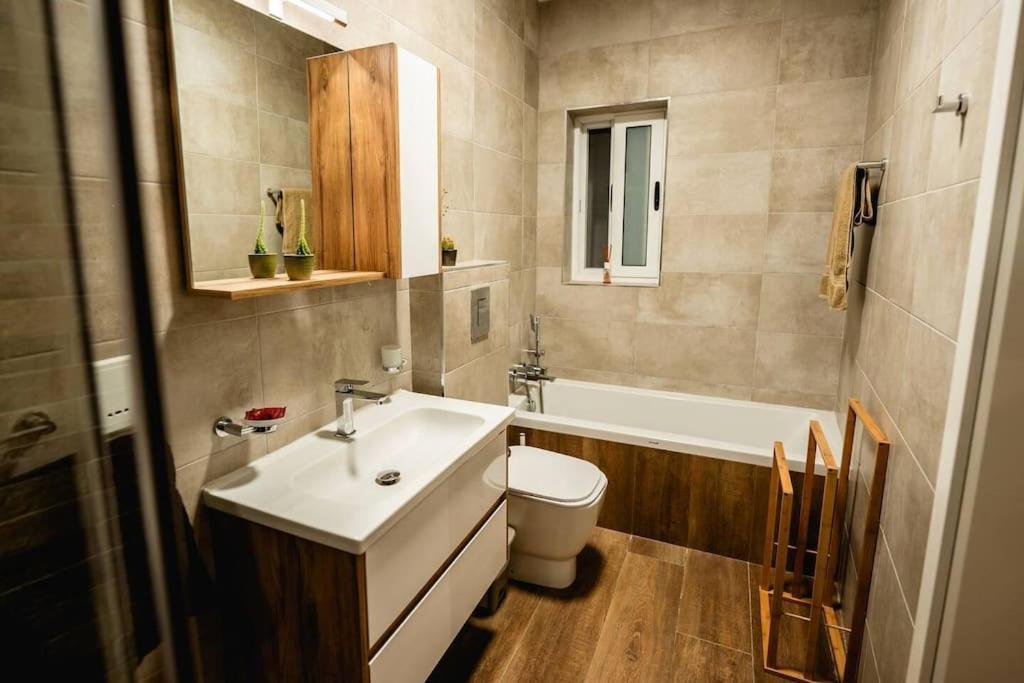 음시다 Luxurious & Stylish Penthouse With Private Pool 아파트 외부 사진